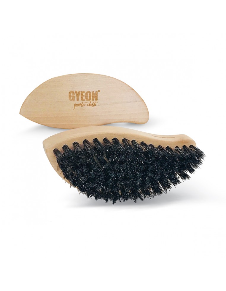 GYEON Q²M LeatherBrush odos valymo šepetys